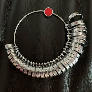 31-Piece Stainless Steel Ring Sizer Set - USA Sizes 1-16 including half sizes